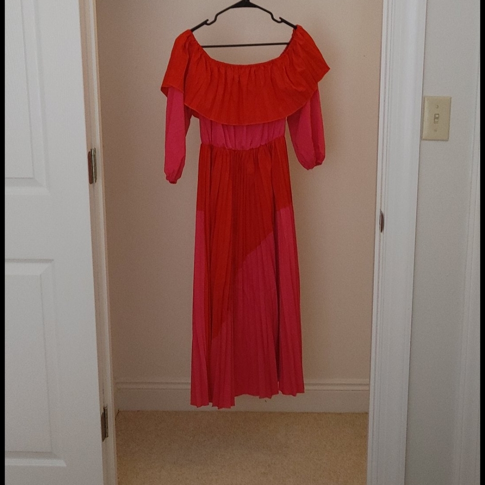 Slash Off Shoulder Pleated Flirty Dress